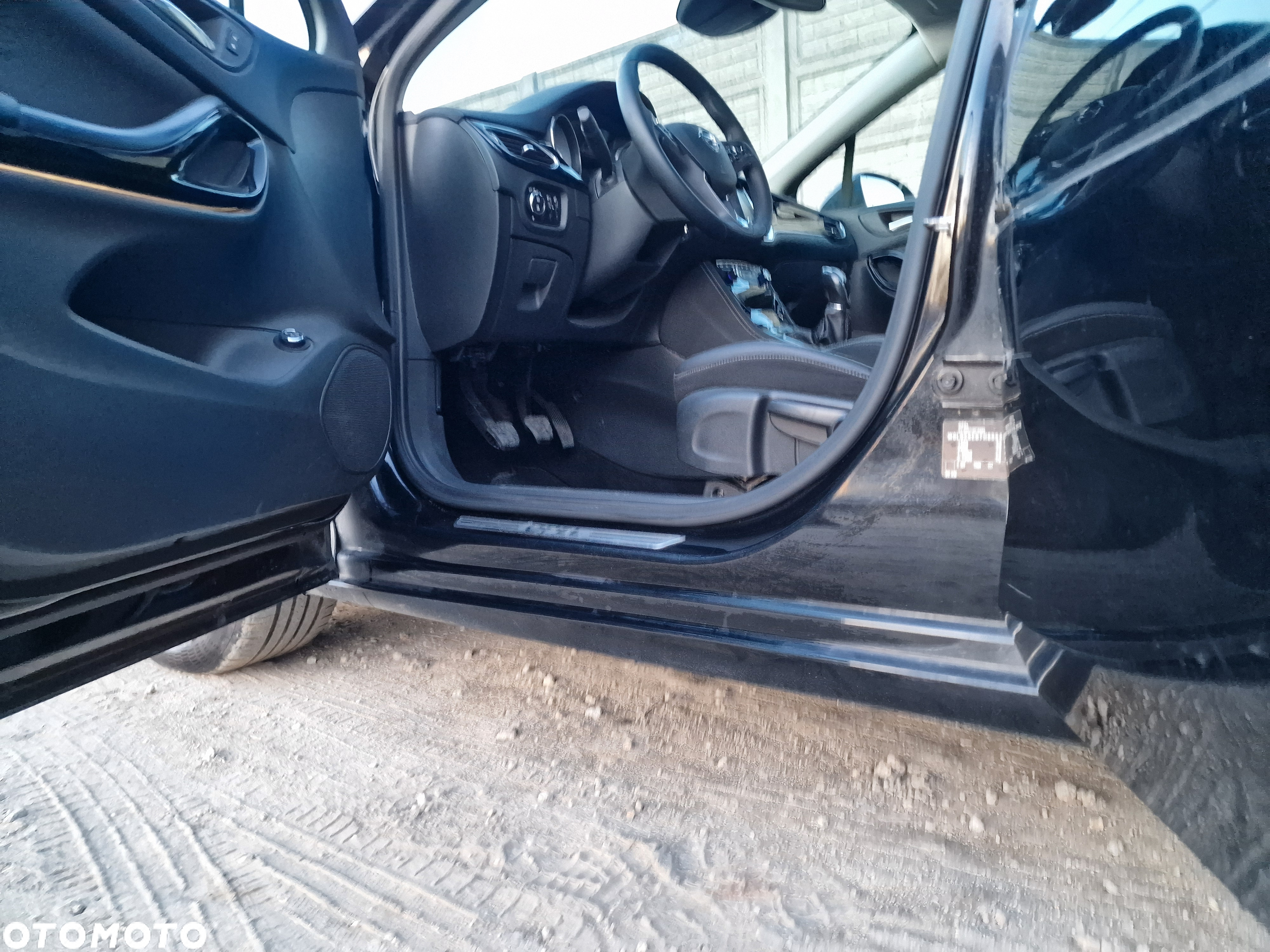 Opel Astra 1.4 Turbo Start/Stop Sports Tourer Innovation - 26