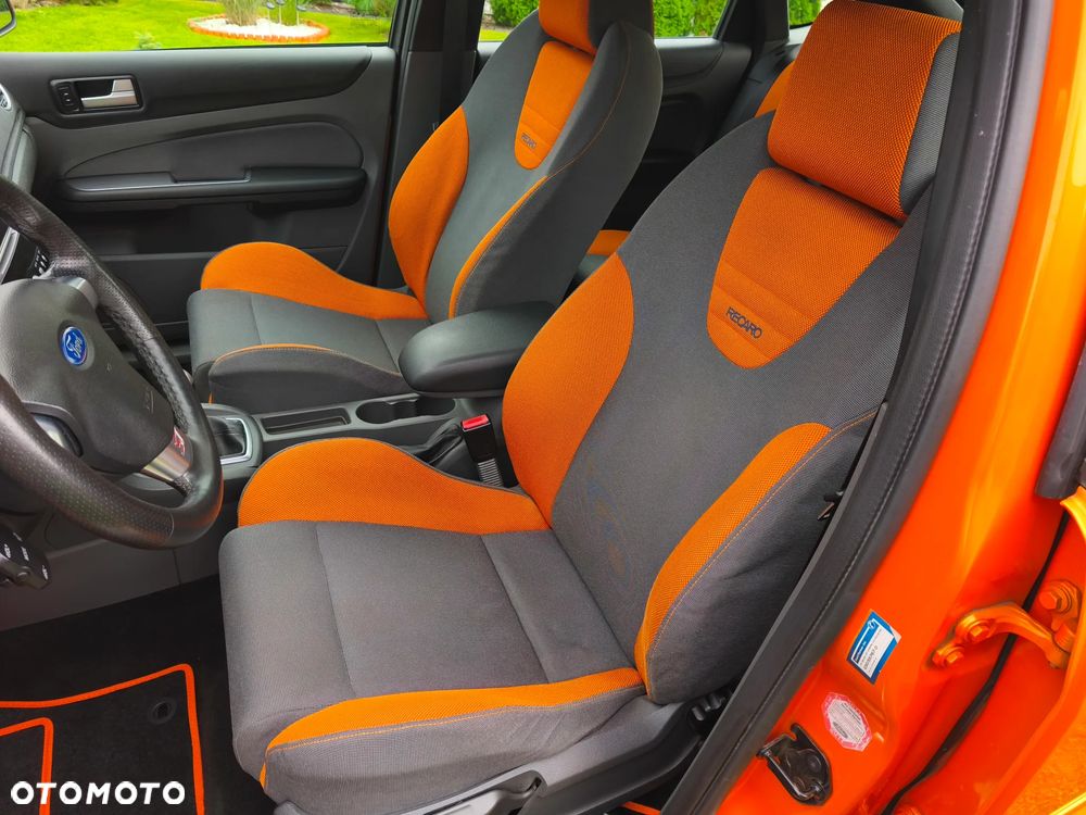 Ford Focus ST - 18