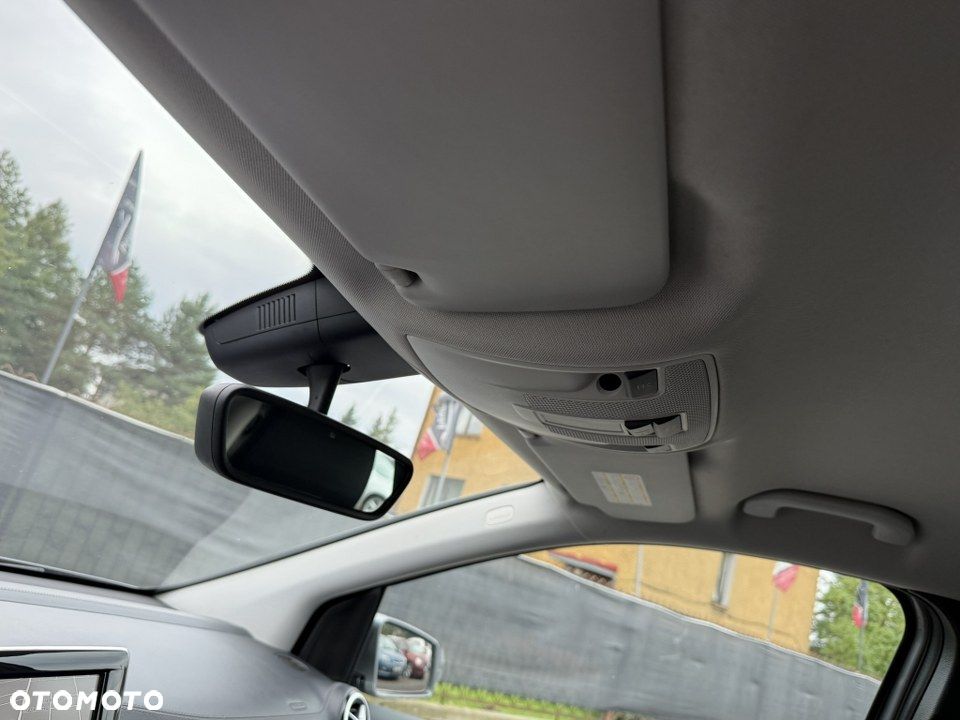 Mercedes-Benz Klasa B 180 (BlueEFFICIENCY) 7G-DCT - 28