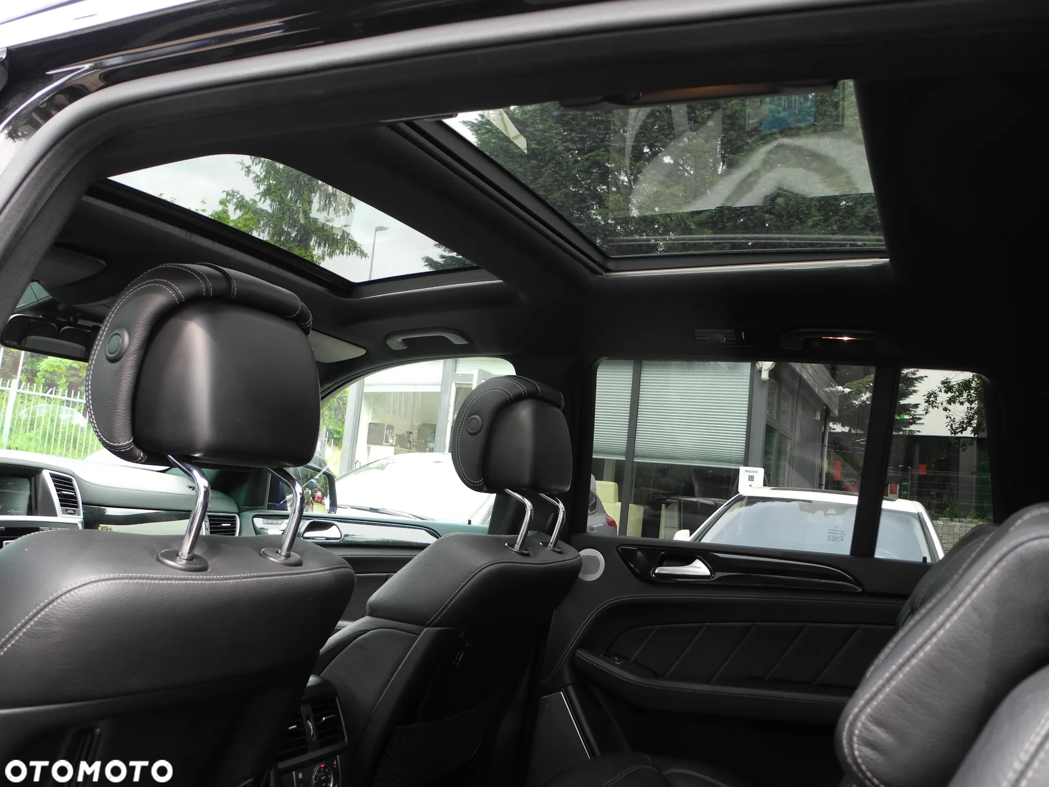 Mercedes-Benz GL 350 BlueTec 4-Matic - 23