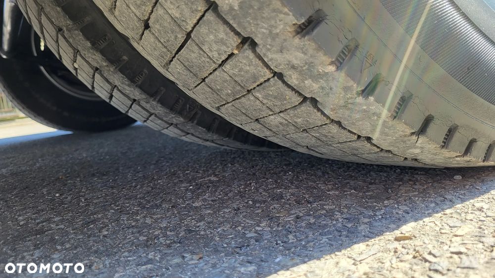 Mitsubishi Canter Fuso /Chłodnia/Mroźnia/kontener/ Izoterma/ Agregat Thermo King 450 e / Winda DHOLLANDIA 1500 KG / Mały przebieg tylko 91 tys Polski Salon ! - 21