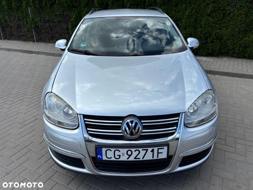 Volkswagen Golf 1.9 TDI DSG DPF Trendline - 18