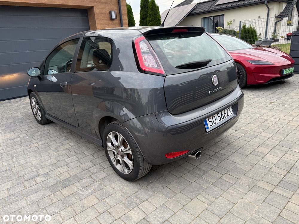 Fiat Punto 1.4 Easy S&S - 8
