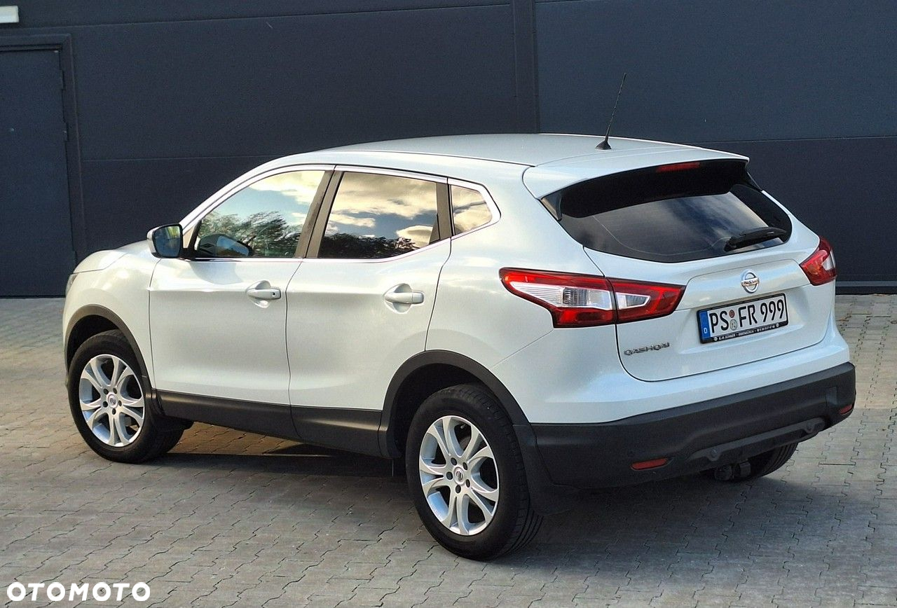 Nissan Qashqai - 2