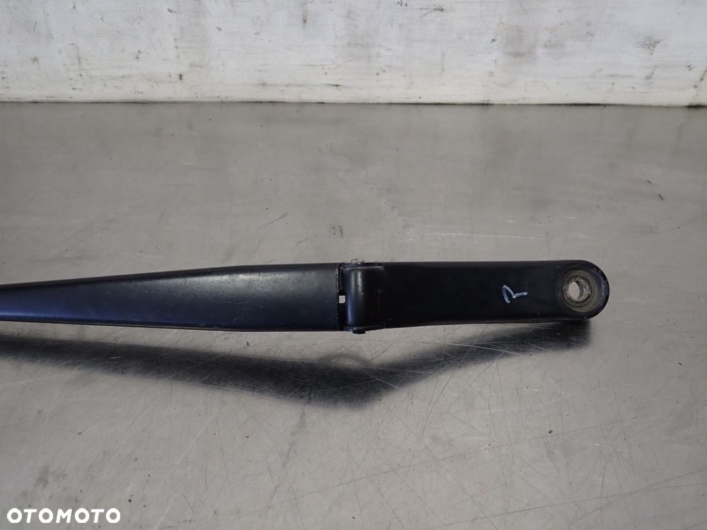 RAMIĘ WYCIERACZKI PRZÓD PRAWE SEAT IBIZA IV - 2