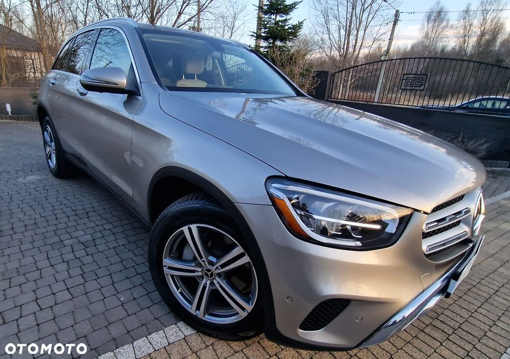 Mercedes-Benz GLC 300 4Matic 9G-TRONIC Exclusive - 17