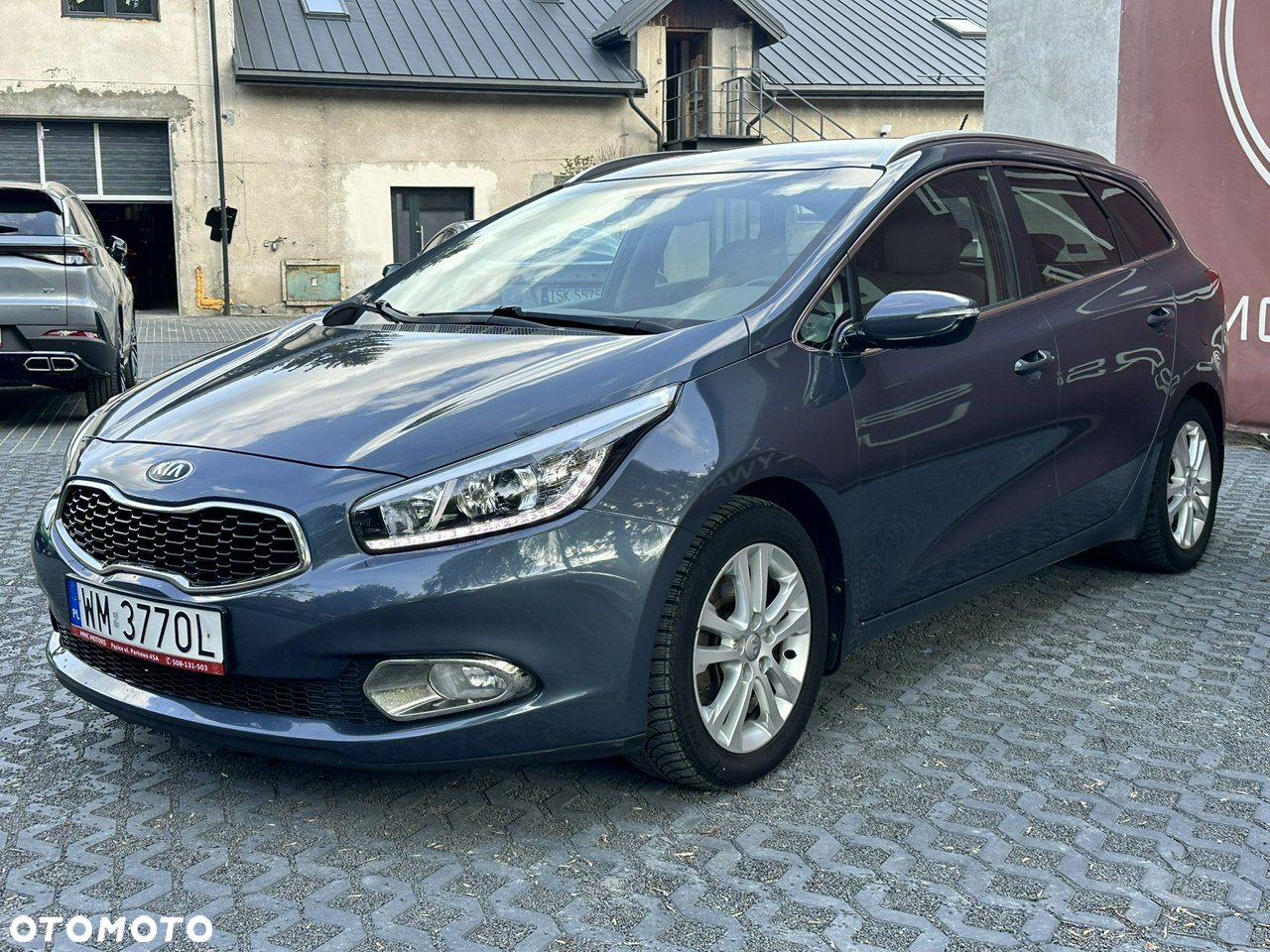Kia Ceed - 8