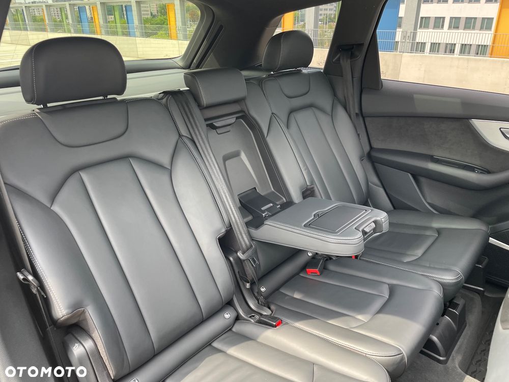 Audi Q7 55 TFSI mHEV Quattro S Line Tiptr - 22