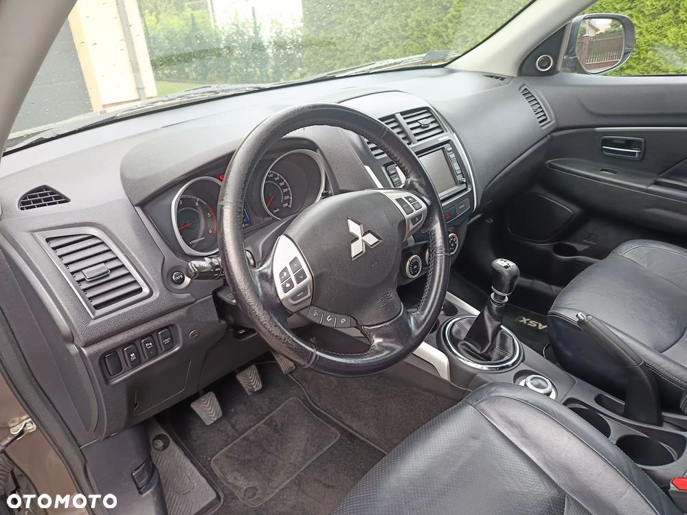 Mitsubishi ASX 1.8 DID Instyle NAVI 4WD AS&G - 10