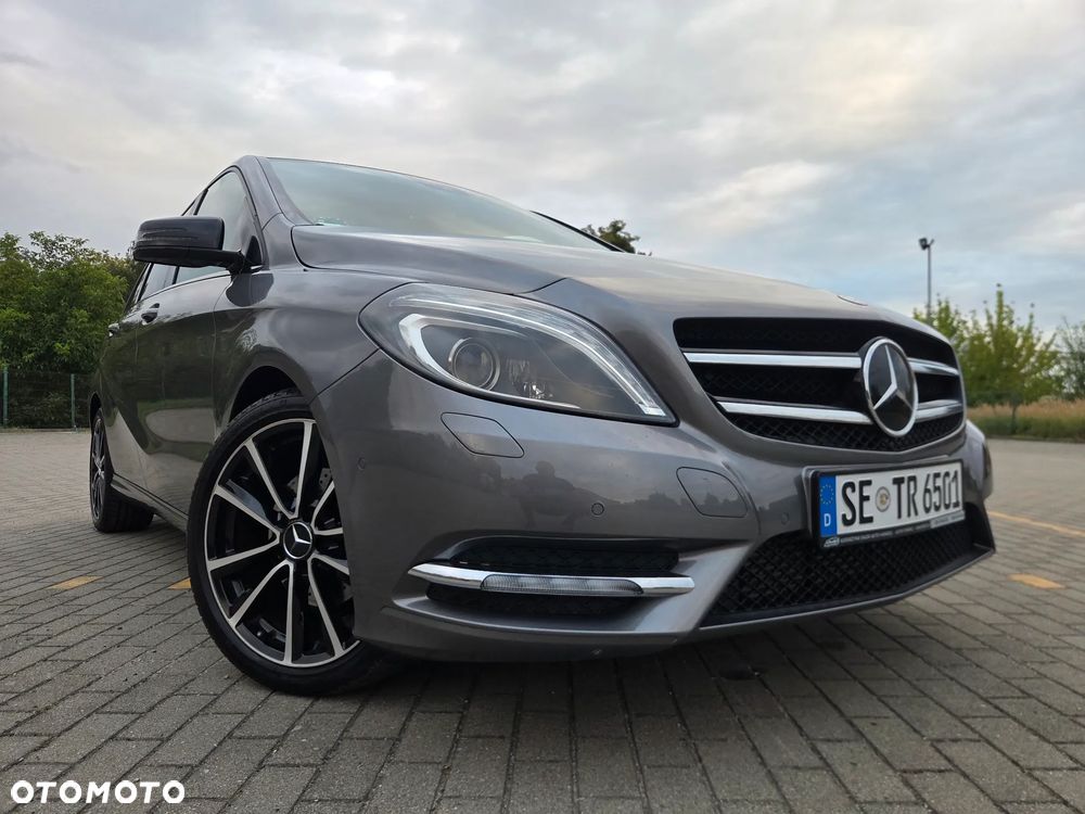 Mercedes-Benz Klasa B 180 7G-DCT UrbanStyle Edition - 5