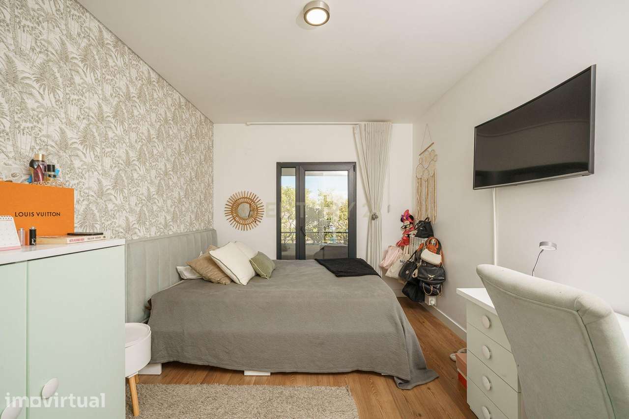Apartamento moderno de 3 quartos (T3) à venda em Setúbal – Condomínio - Grande imagem: 2/43