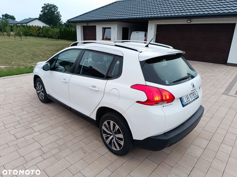 Peugeot 2008 1.2 Pure Tech Style - 9