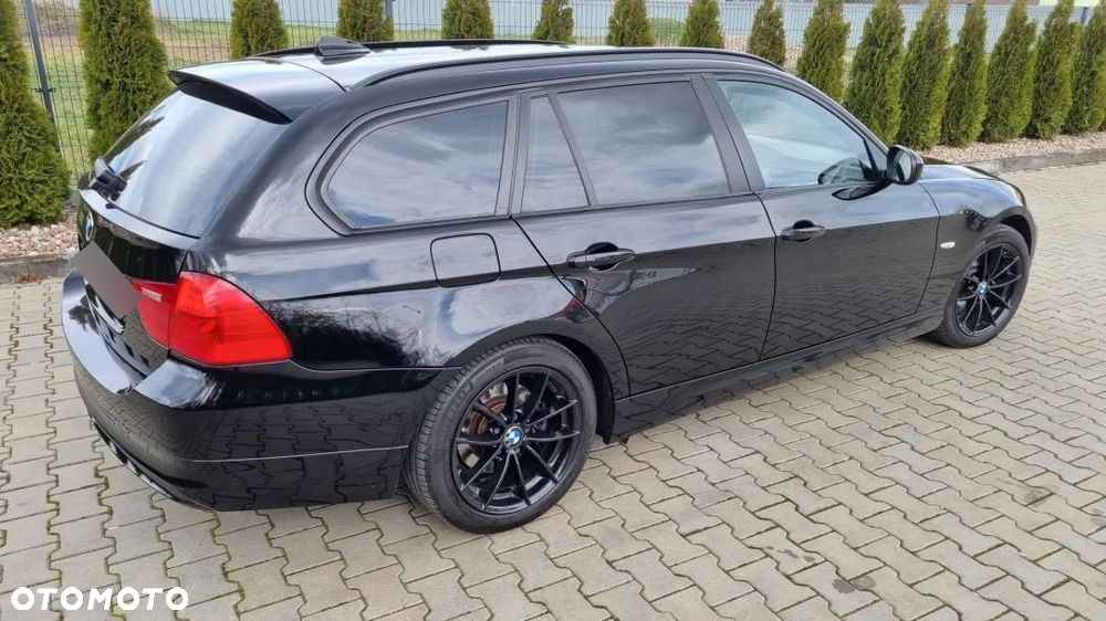BMW Seria 3 318d Touring - 7