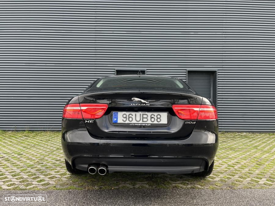 Jaguar XE 2.0 D Prestige Aut. - 11