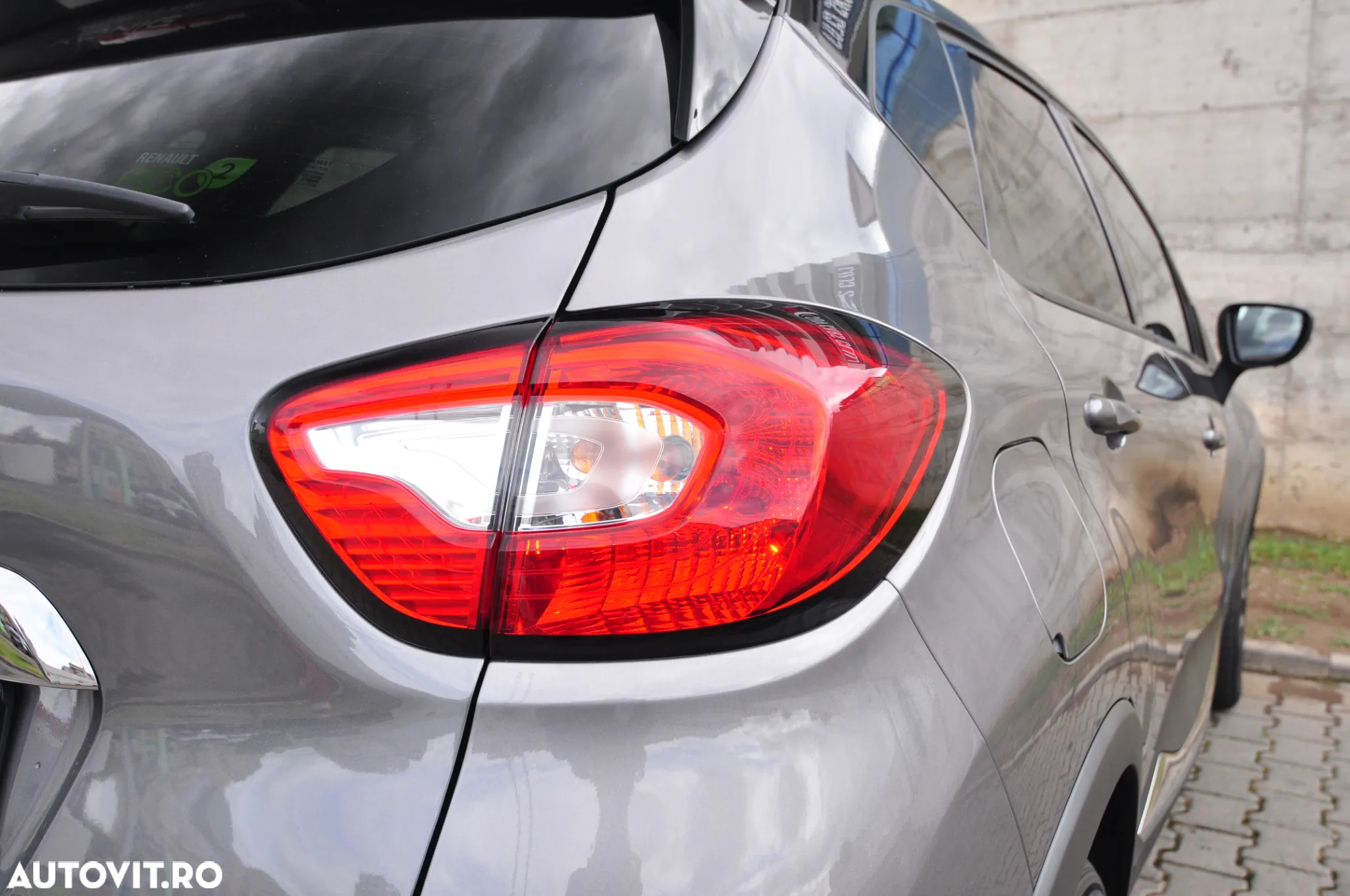 Renault Captur ENERGY dCi 90 EDC XMOD - 11