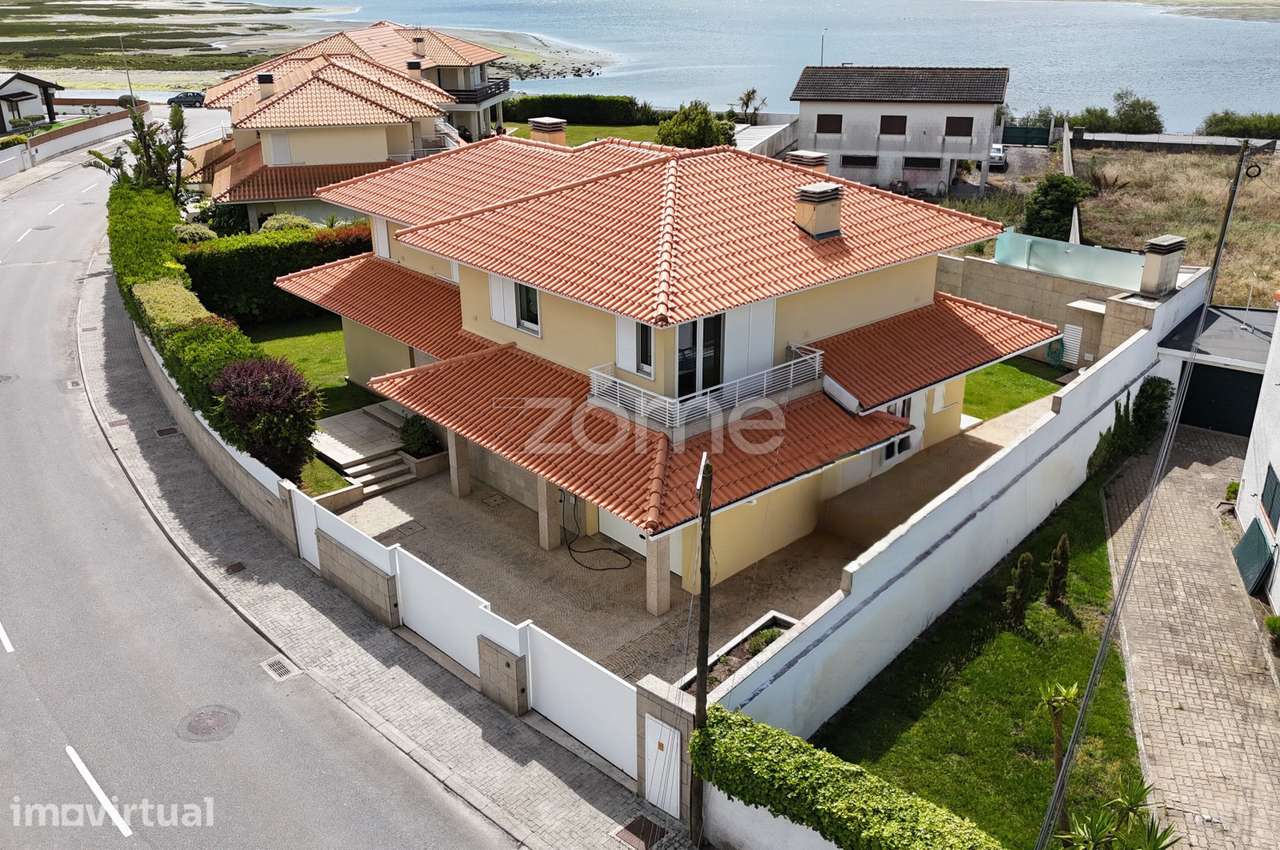 Moradia Exclusiva na Praia da Barra e Vista Deslumbrante para a Ria - Grande imagem: 3/43