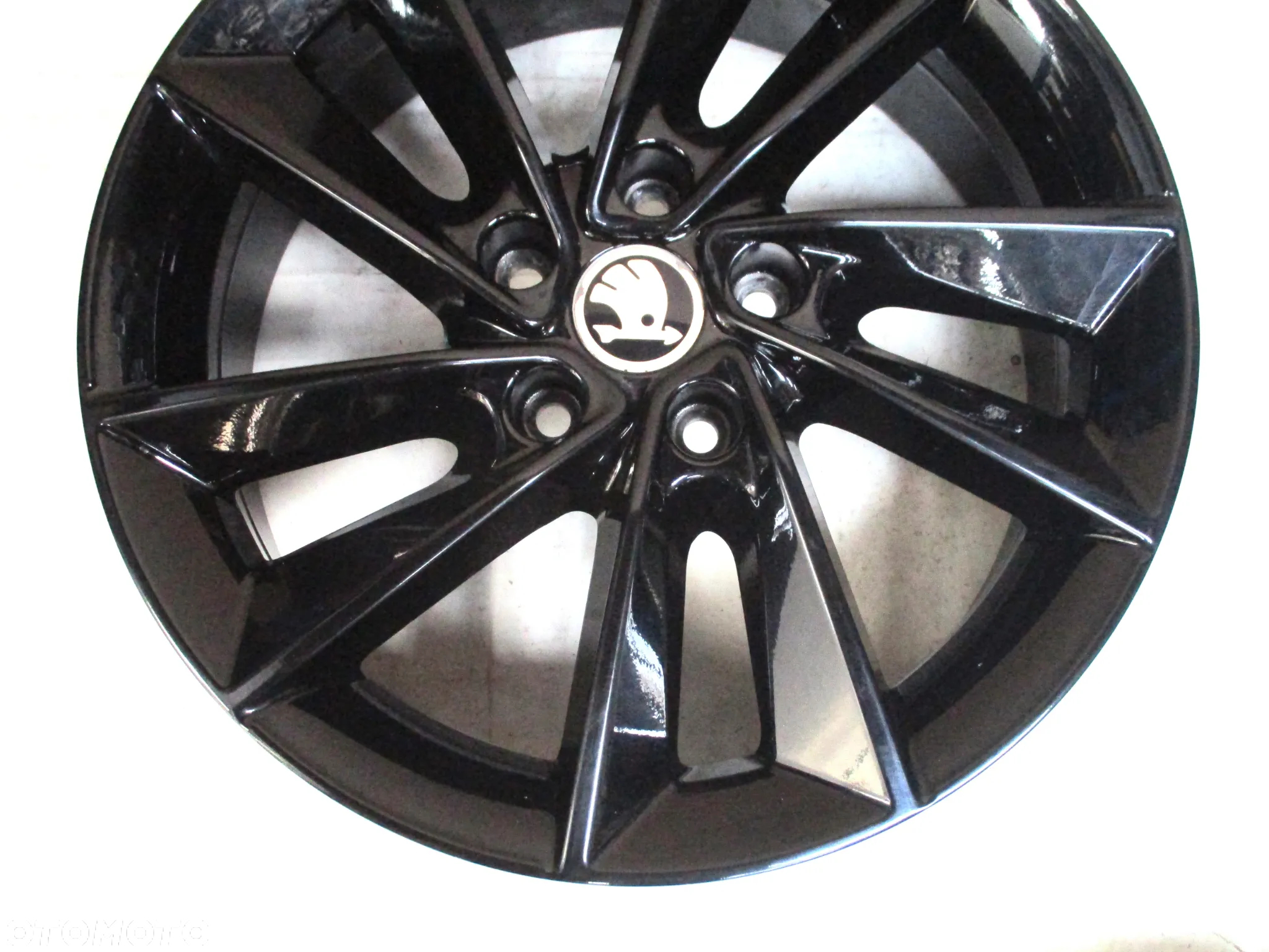 FELGI ALUMINIOWE 17 SKODA KODIAQ KAROQ ET38 - 3