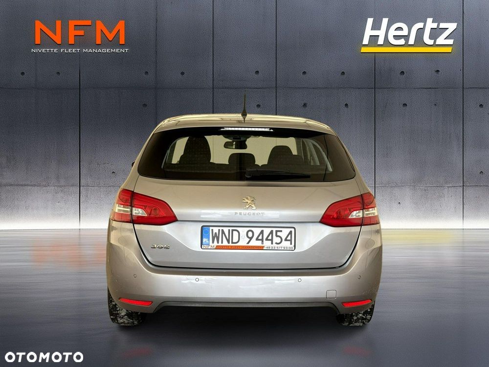 Peugeot 308 - 10