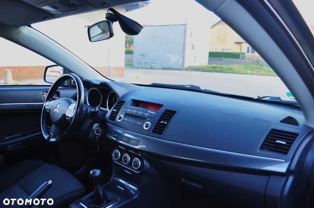 Mitsubishi Lancer 1.8 Instyle - 24