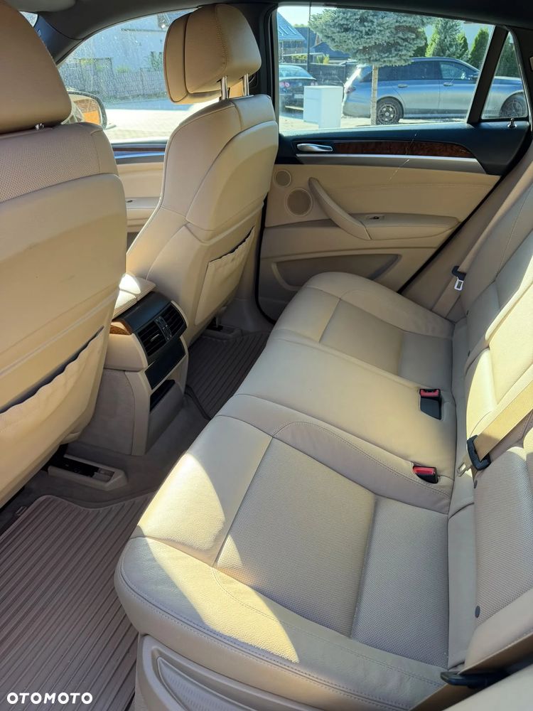 BMW X6 - 8