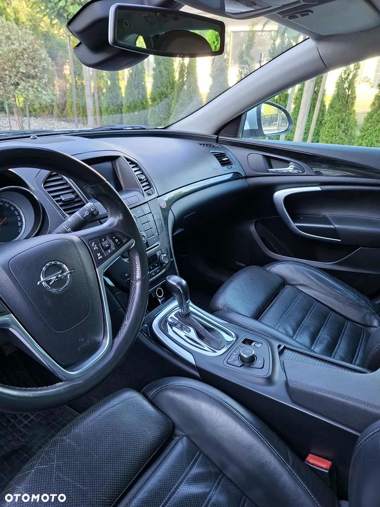 Opel Insignia 2.0 Turbo Sports Tourer 4x4 Automatik - 12