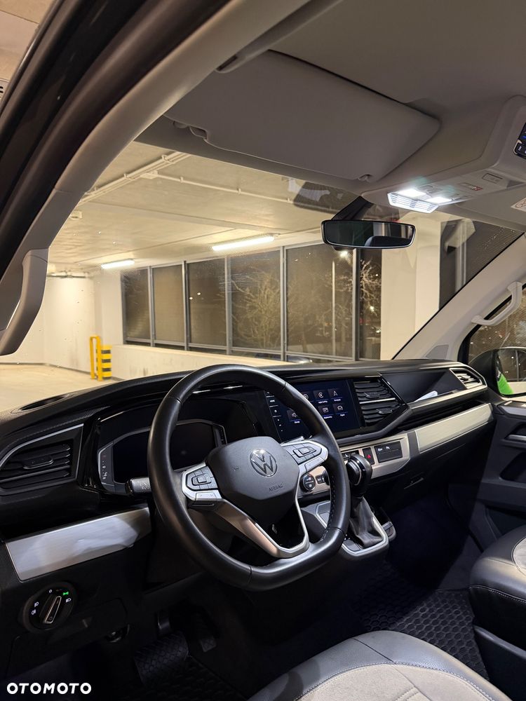 Volkswagen Multivan - 14
