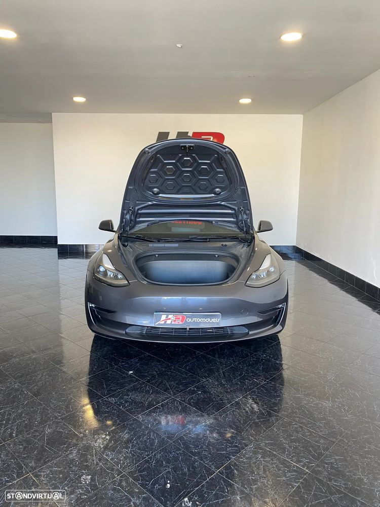 Tesla Model 3 Long Range Tração Traseira - 35
