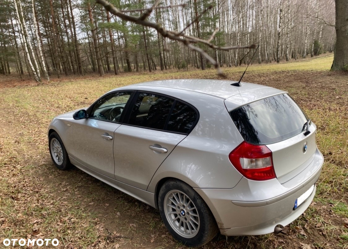 BMW Seria 1 118i - 5