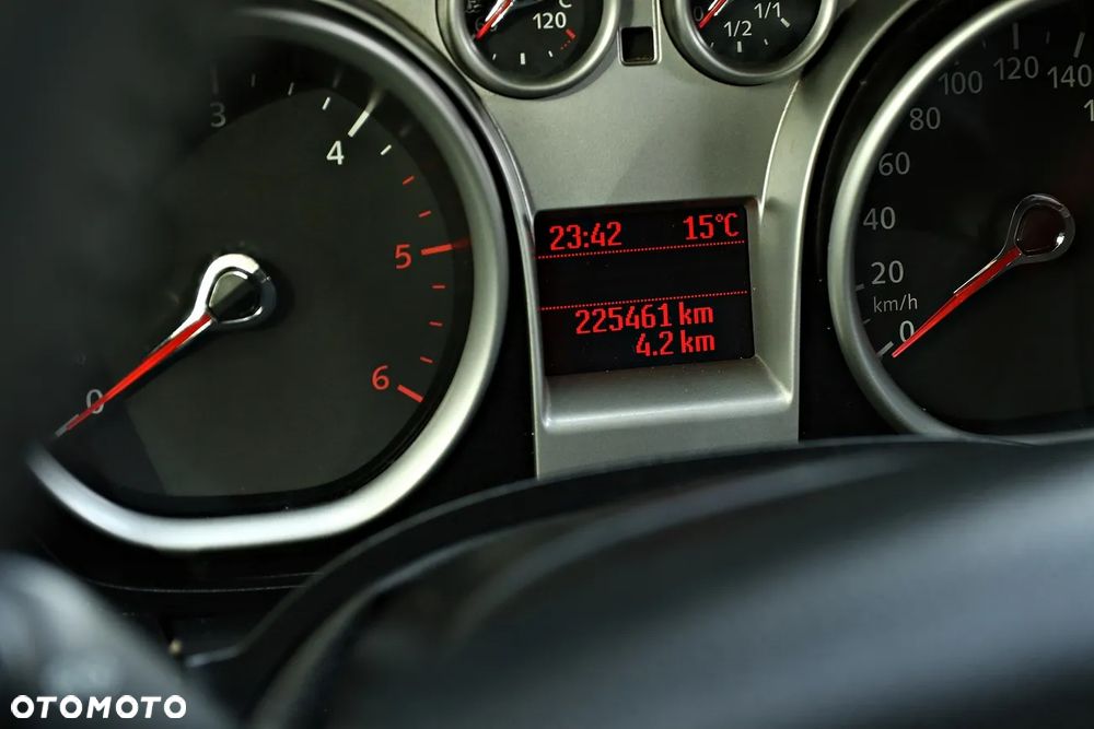 Ford Kuga 2.0 TDCi 2x4 Trend - 39