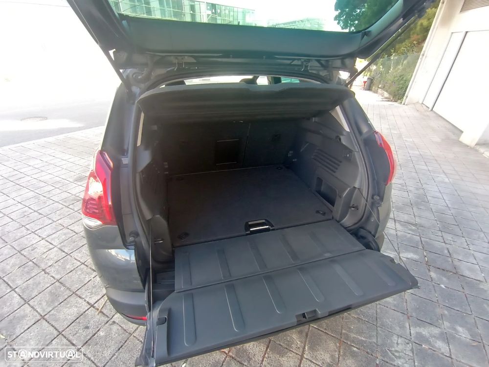 Peugeot 3008 1.6 BlueHDi Style EAT6 - 25