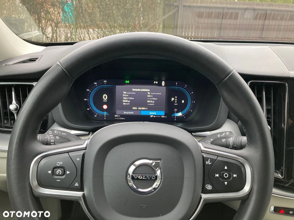 Volvo XC 60 B4 D Core - 16