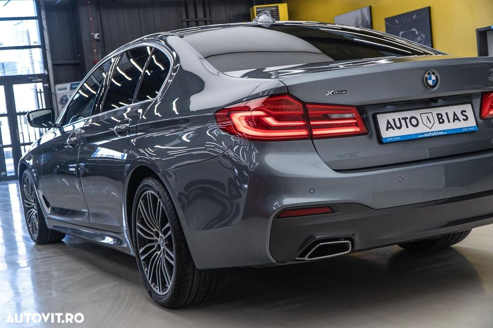 BMW Seria 5 530d xDrive Aut. - 35