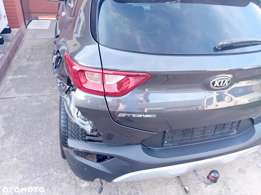 Kia Stonic 1.0 T-GDI DCT OPF Dream-Team Edition - 11