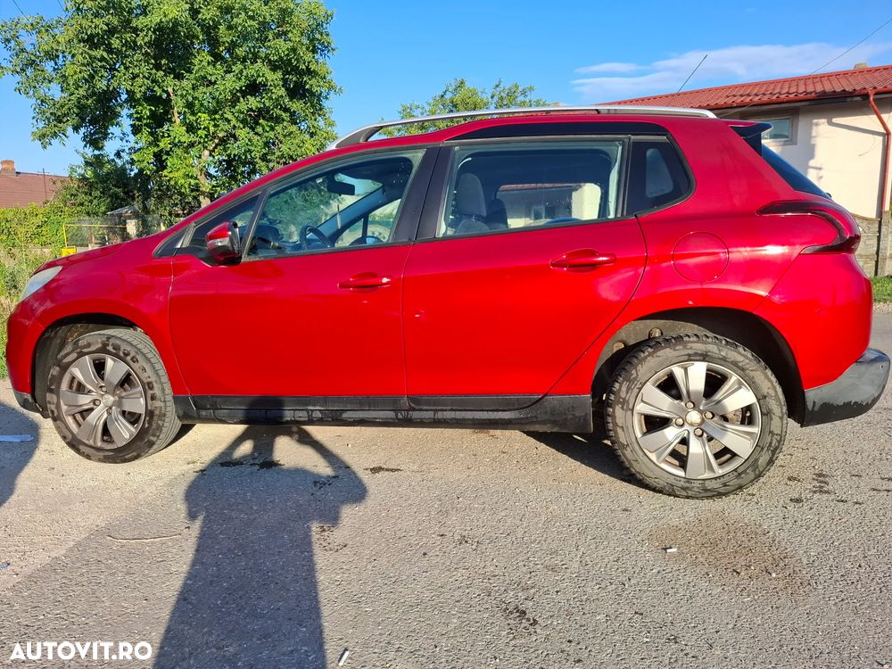 Peugeot 2008 1.6 BlueHDi FAP Allure - 4