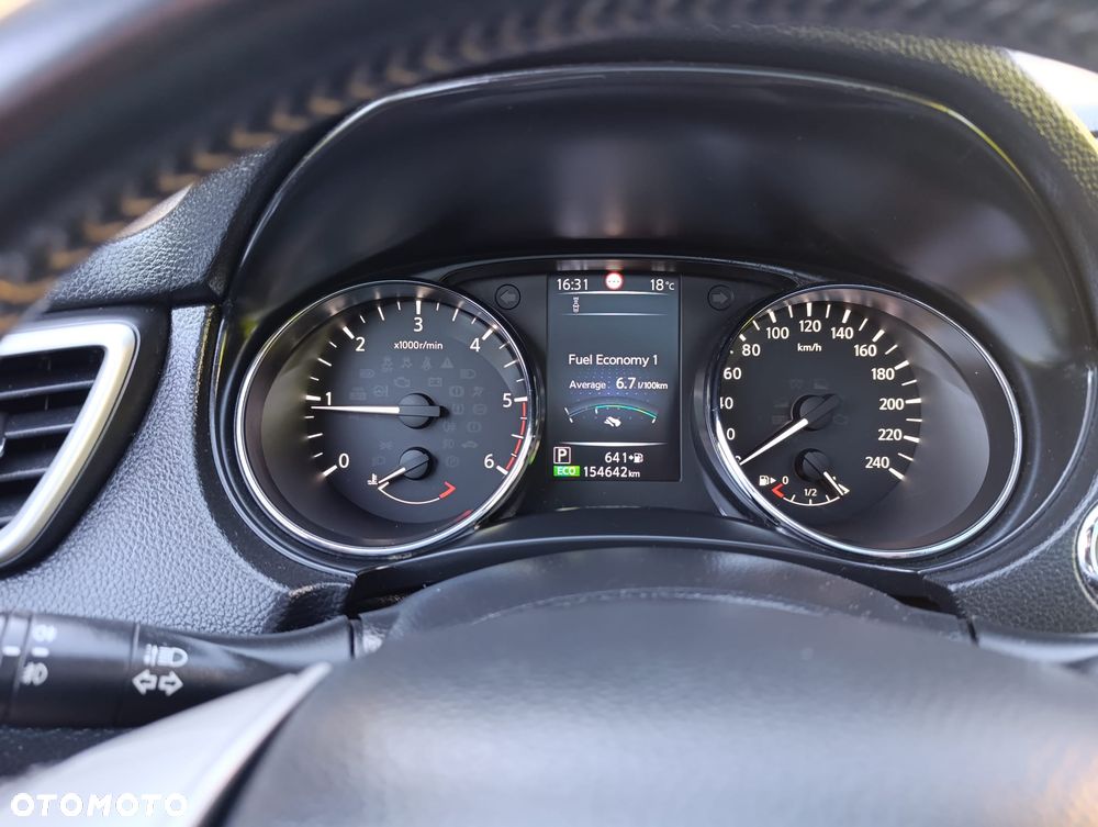 Nissan Qashqai 1.6 DCi Tekna Xtronic - 14