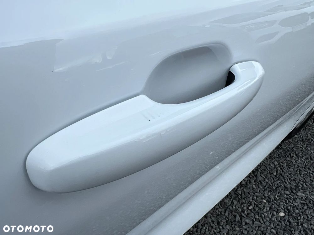Ford Focus 1.5 EcoBlue STart-Stopp-System TITANIUM - 16