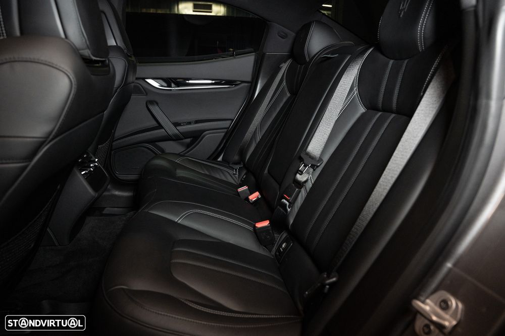 Maserati Ghibli - 14