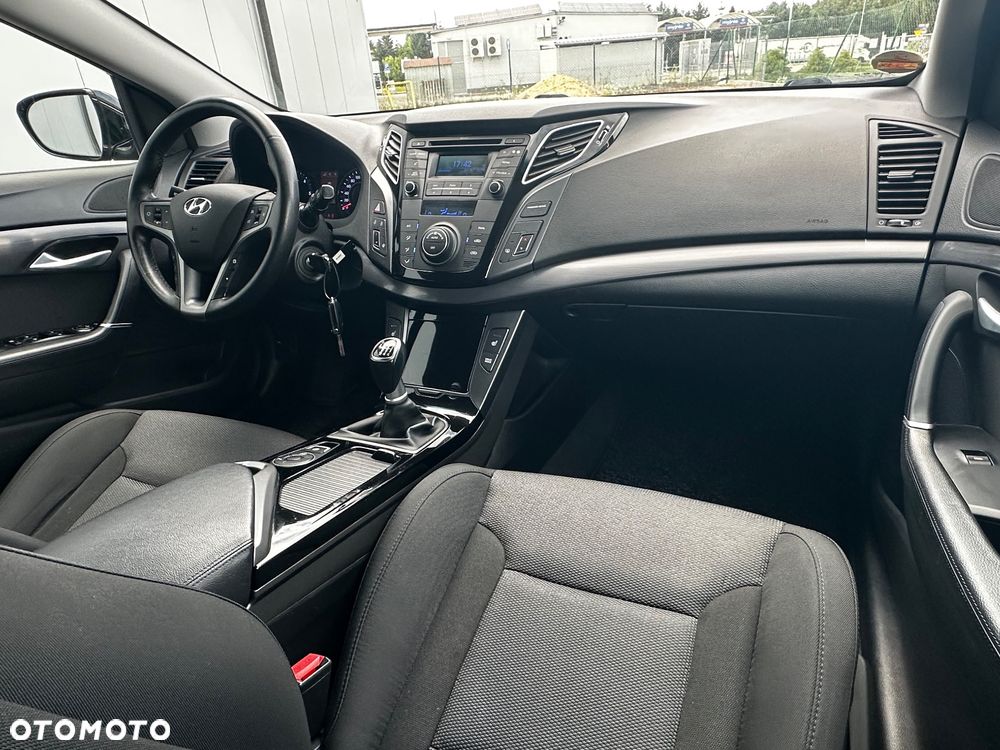 Hyundai i40 Kombi 1.7 CRDi Trend - 15