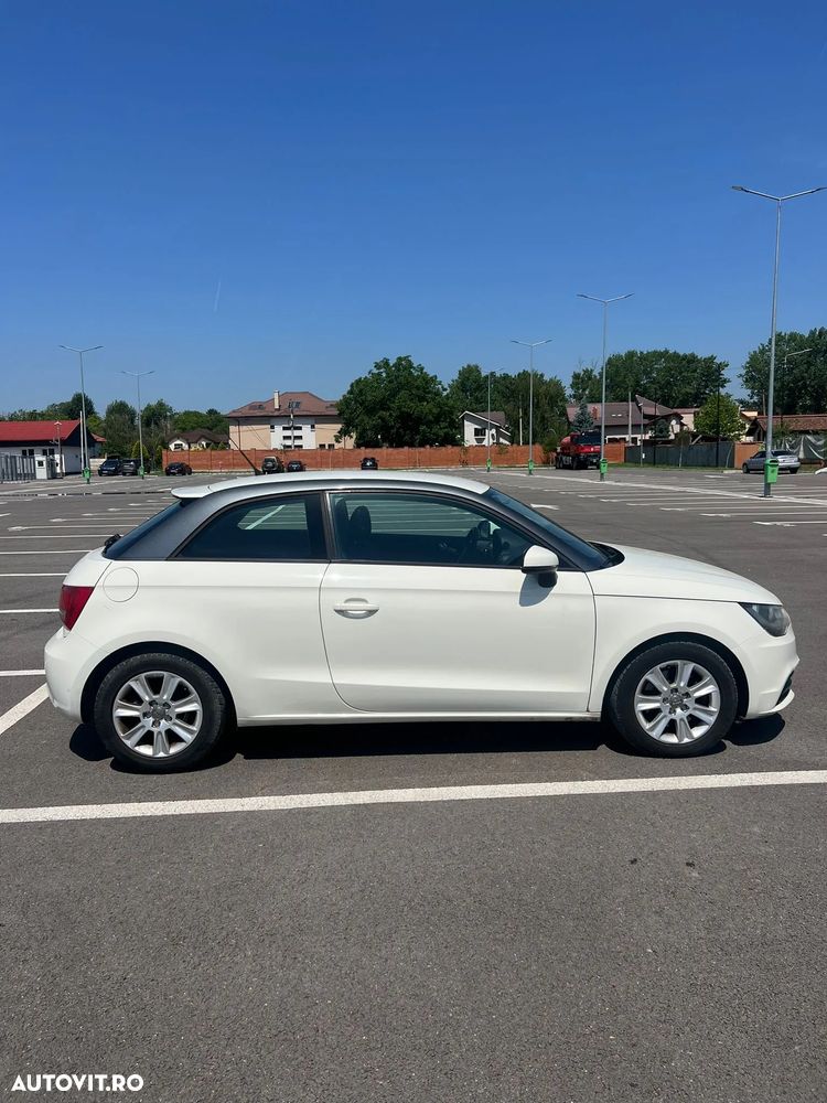 Audi A1 1.6 TDI Ambition - 6