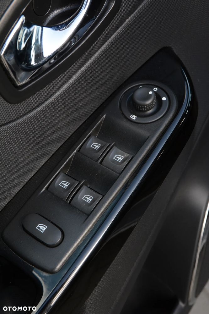 Renault Captur - 10