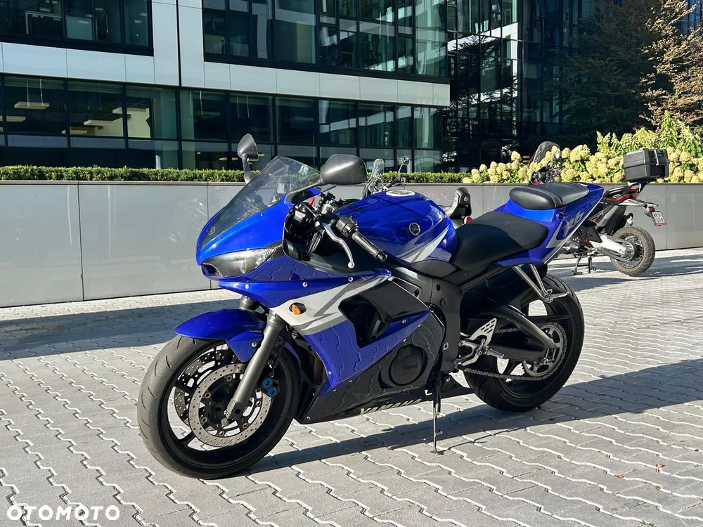 Yamaha R6 - 8