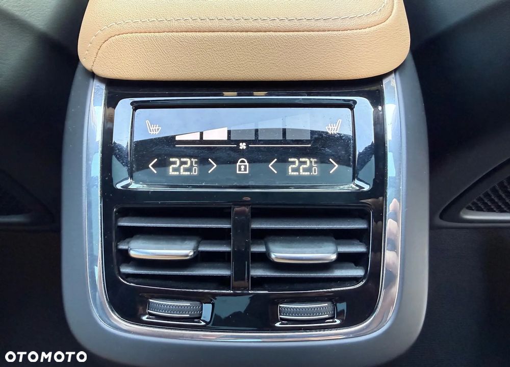 Volvo XC 60 B5 D AWD Geartronic Inscription - 11