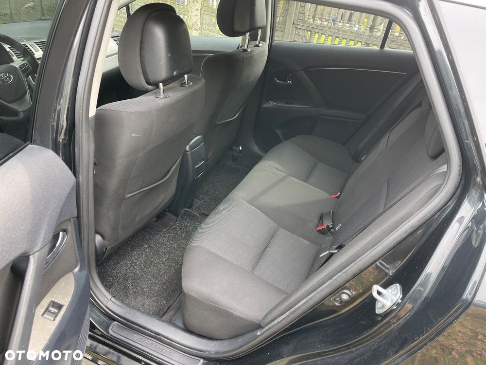 Toyota Avensis 2.2 D-4D Sol Plus NAVI - 13