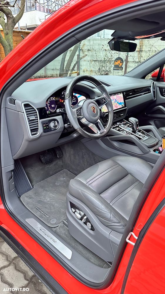 Porsche Cayenne Coupe - 8