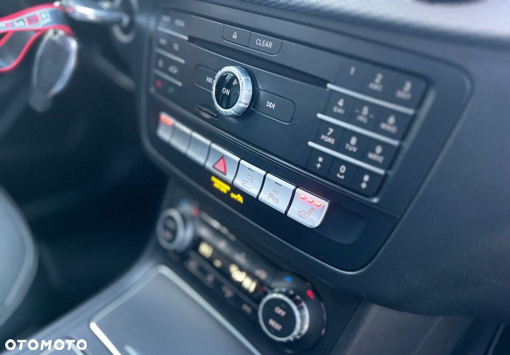 Mercedes-Benz Klasa B - 33