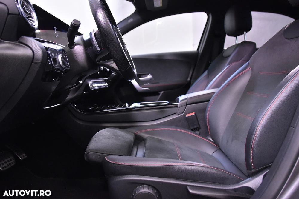 Mercedes-Benz A 220 4MATIC MHEV 8G-DCT - 24