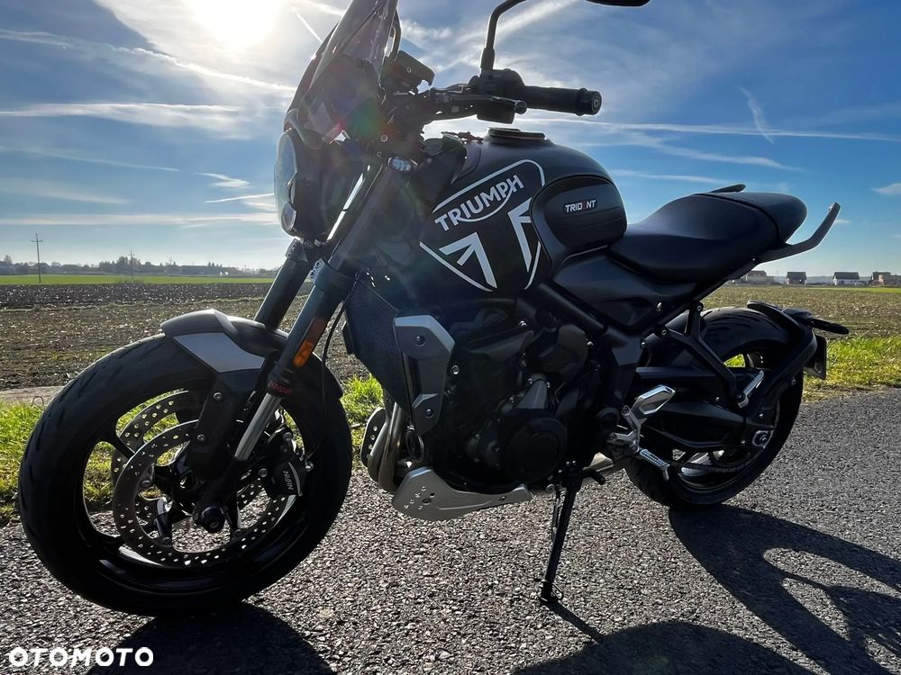 Triumph Trident - 14