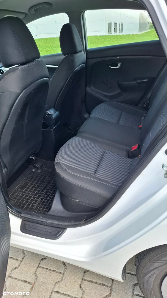 Hyundai i30 1.4 CRDi Classic - 11