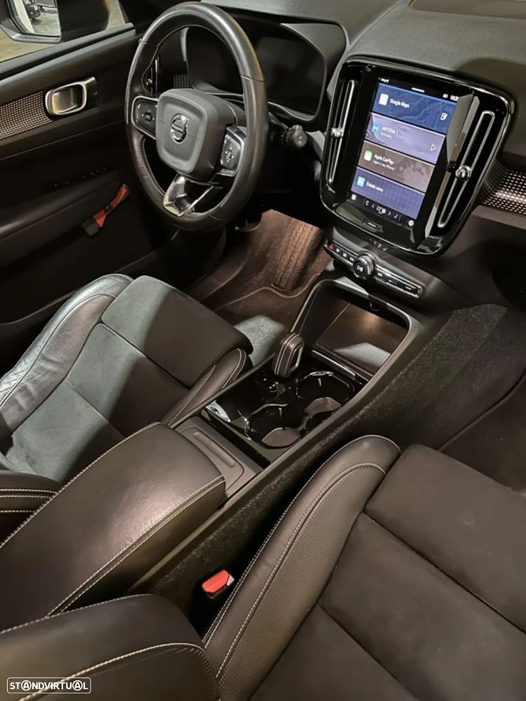 Volvo XC 40 P8 AWD Recharge RDesign - 2