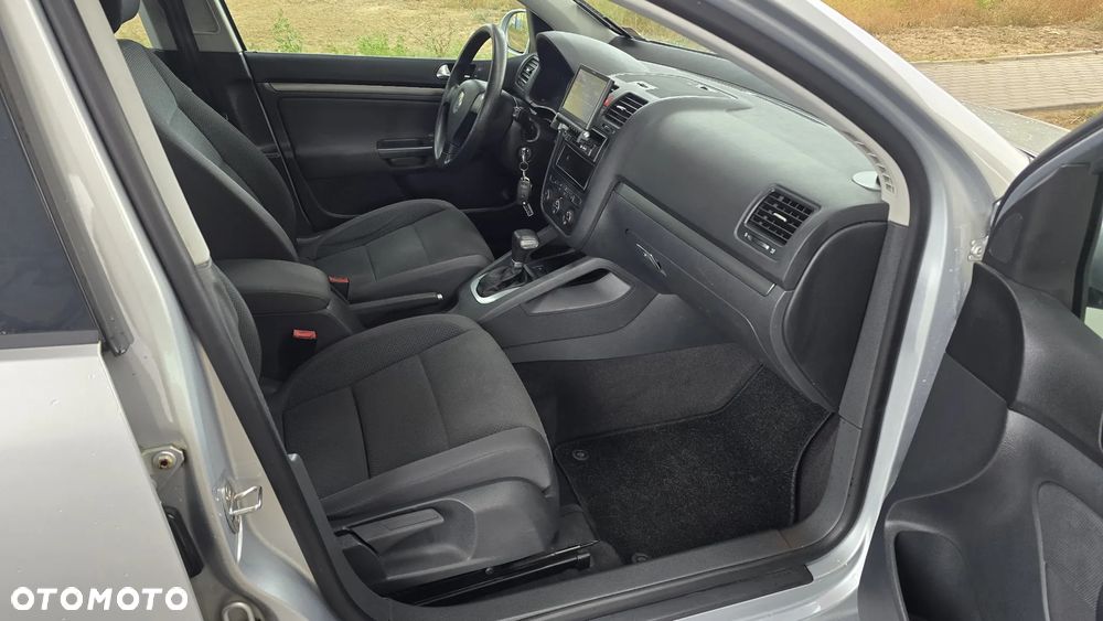 Volkswagen Golf V 2.0 FSI Comfortline DSG - 20